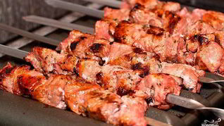 Шашлык в гранатовом соусе