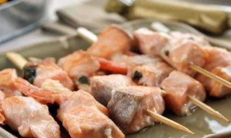 Рецепт шашлыков из лосося в специях