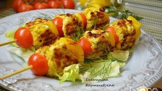 Шашлыки из рубленного мяса с овощами