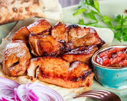 Свиной шашлык на красном вине