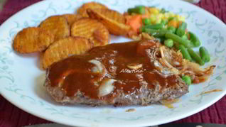 Говяжьи стейки на сковороде