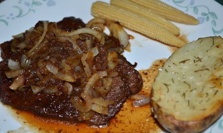 Рецепт пряно-сладких говяжьи стейки на сковороде