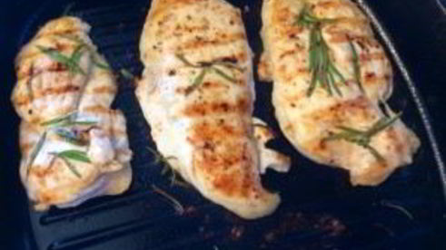 сочный стейк из куриной грудки