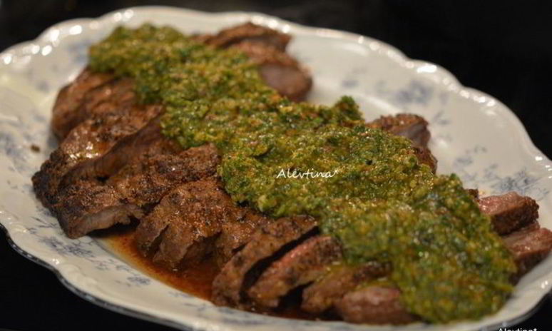 Рецепт стейка говяжий с соусом чимичурри