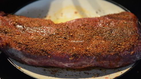 стейк говяжий с соусом чимичурри