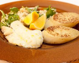 Стейк из дайкона с запеченным окунем