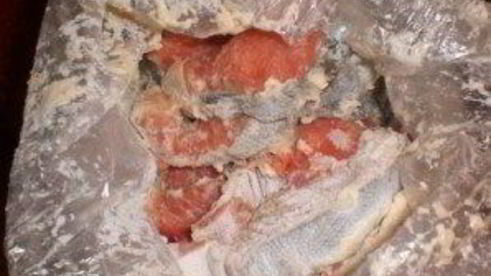 стейк из горбуши на сковороде