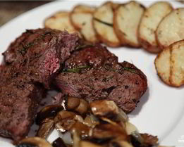 Стейк из говядины в аэрогриле