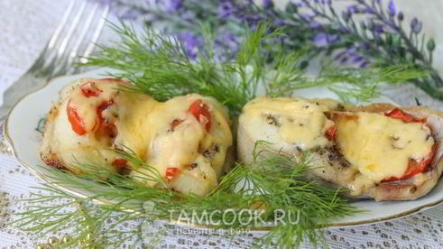 стейки сома, запеченные в духовке