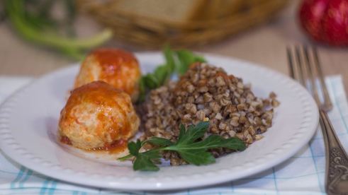 диетические тефтели из куриного фарша в духовке с подливкой