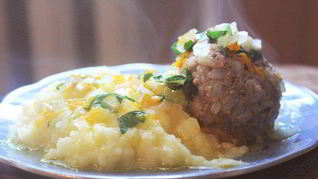 Фаршированные перепелиными яйцами тефтели