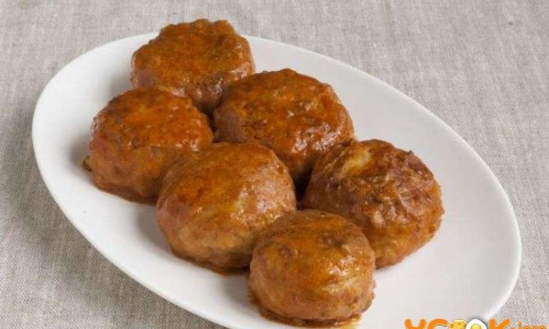 Рецепт куриных тефтелей с рисом
