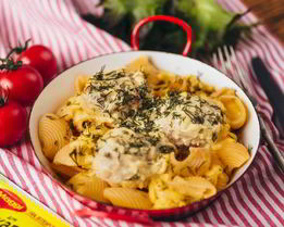 Куриные тефтели в сливочно-сырном соусе