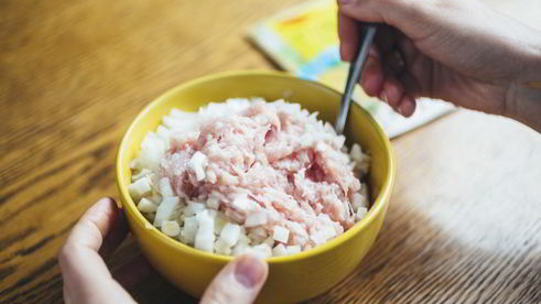 куриные тефтели в сливочно-сырном соусе