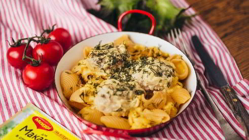 куриные тефтели в сливочно-сырном соусе