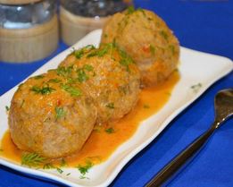 Мясные тефтели с капустой