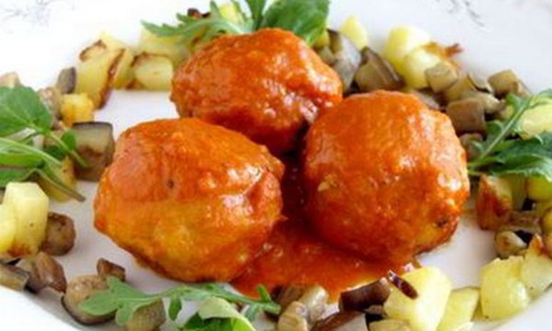 Рецепт мясных тефтелей в апельсиново-томатнома соусе