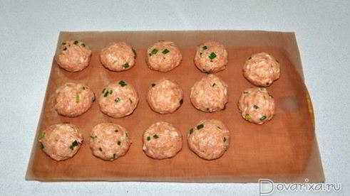 острые тефтельки в томатном соусе