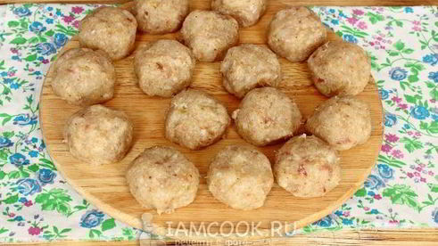 рыбные тефтели в сметанном соусе