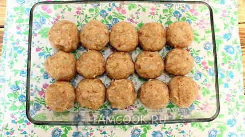 рыбные тефтели в сметанном соусе