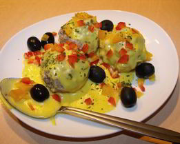 Тефтели Барселонские с шафрановым соусом