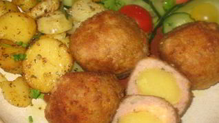 Тефтели с картофелем