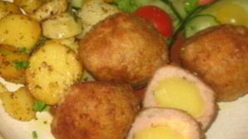 тефтели с картофелем