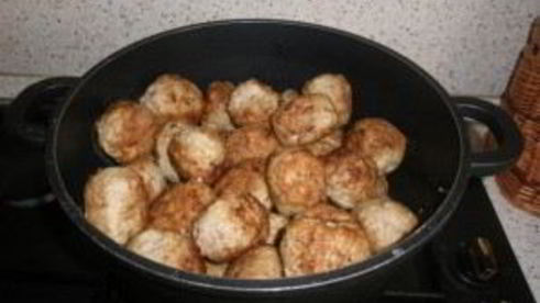 тефтели со сметаной