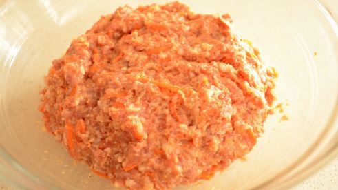 тефтели в сметанно томатном соусе на сковороде