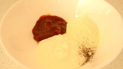 тефтели в сметанно томатном соусе на сковороде