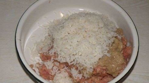 тефтели в сметанном соусе