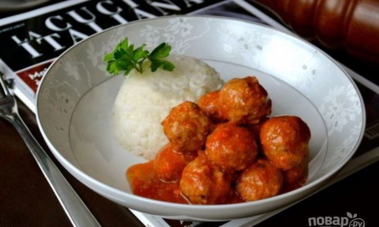 Рецепт тефтелек из говяжьего фарша с сыром в томатном соусе