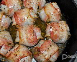 Запеченные тефтели в беконе