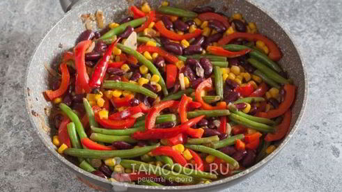 текс-мекс гарнир из фасоли и кукурузы