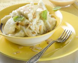 Ленивые вареники со сладким соусом