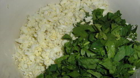 паровые вареники с зеленью и яйцом