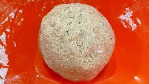 цельнозерновые вареники с тунцом и моцареллой