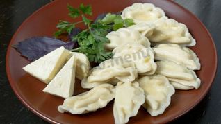 Вареники с адыгейским сыром