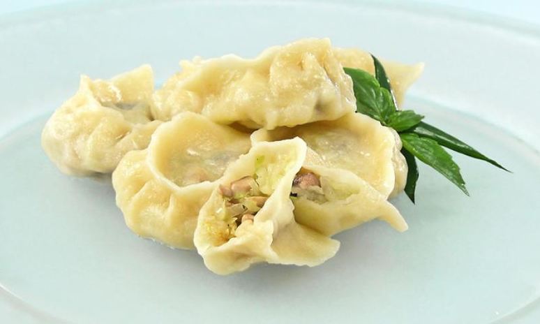 Рецепт вареников с капустого и грибами