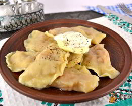 Вареники с капустой из яичного теста