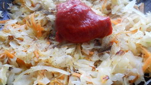 вареники с капустой из яичного теста