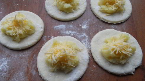 вареники с картофелем и сыром на пару из творожного теста