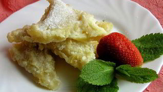 Вареники с творогом, запеченные в сливках