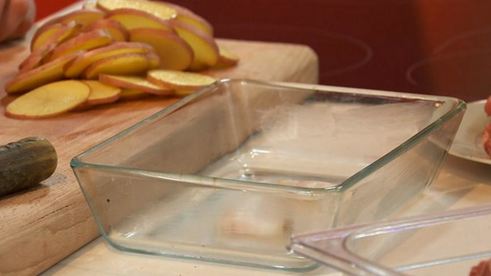 карельское жаркое из свинины и сельди