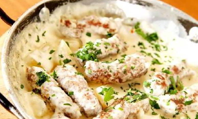 Рецепт нежного жаркого в сливочном соусе