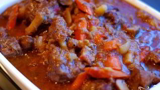 Жаркое из говядины в духовке