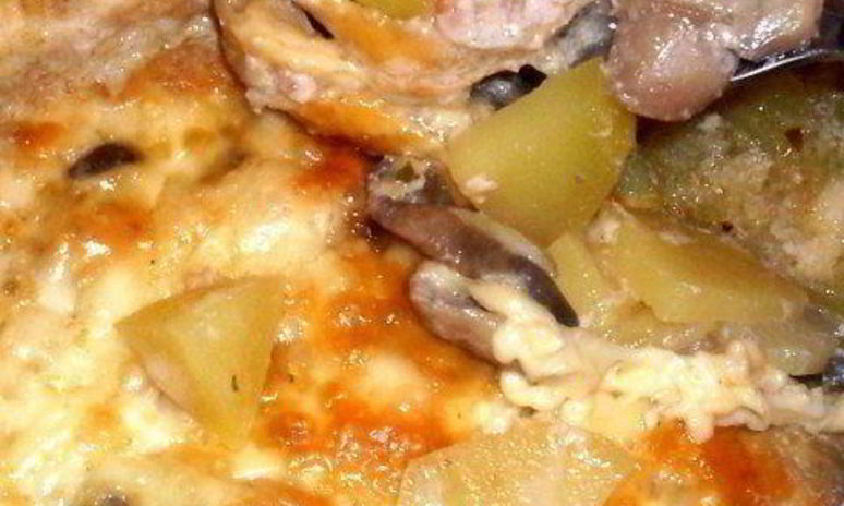 Рецепт жаркого из сердечек с грибами в горшочке