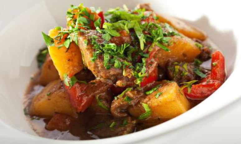 Рецепт жаркого по-домашнему с пряными травами