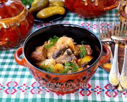 Жаркое с грибами в горшочках