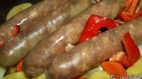 жаркое с колбасками в духовке